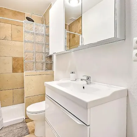 La Maison Fayard - 3 Pers - Centre Clim Wifi Cosy Garage Saint-Gilles (Gard)