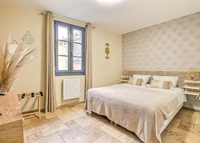 Holiday home La Maison Fayard - 3 Pers - Centre Clim Wifi Cosy Garage